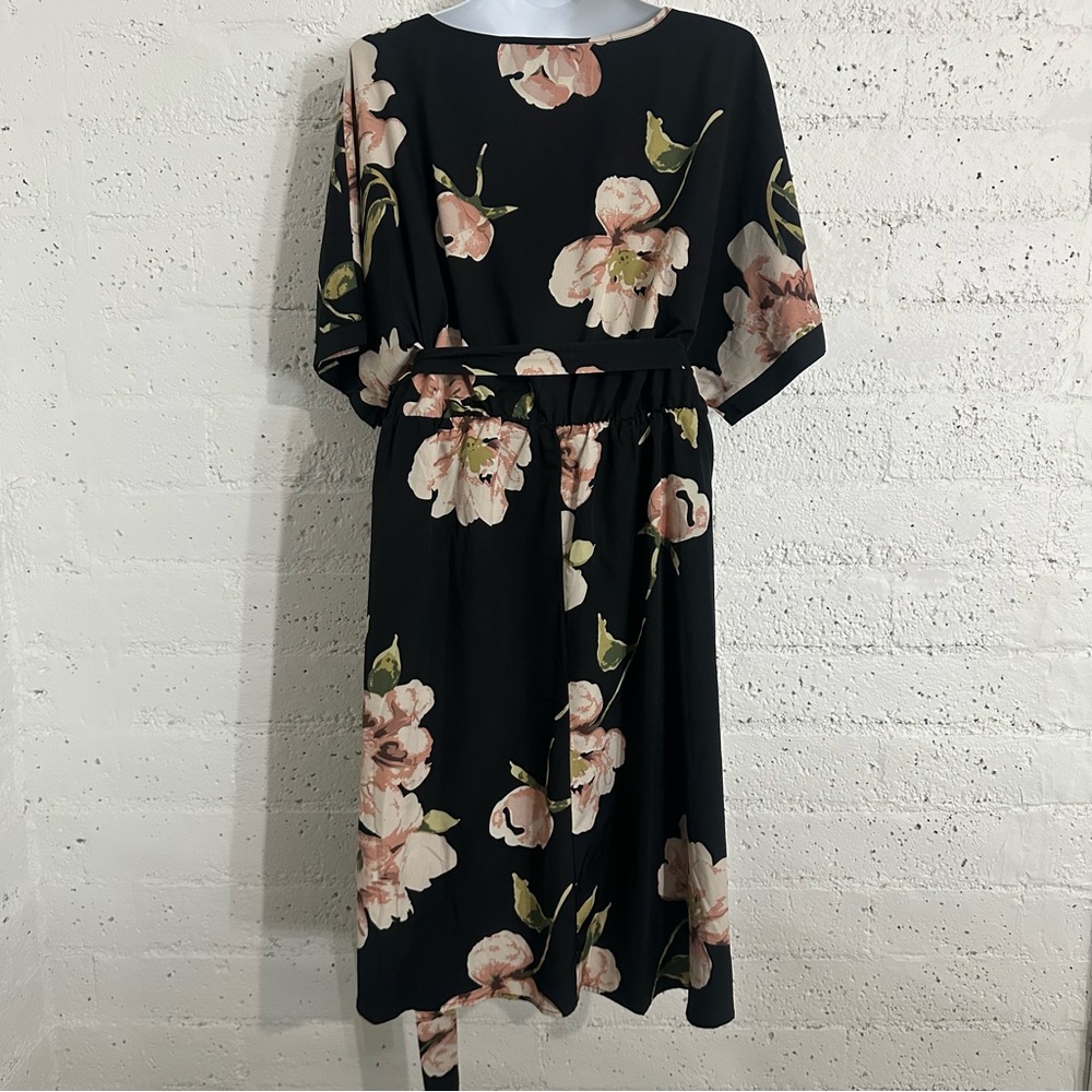 Nemidor Womens Dress 22 Black Pink Floral Short Sleeve Split V Neck Belted BM2 - Picture 4 of 5
